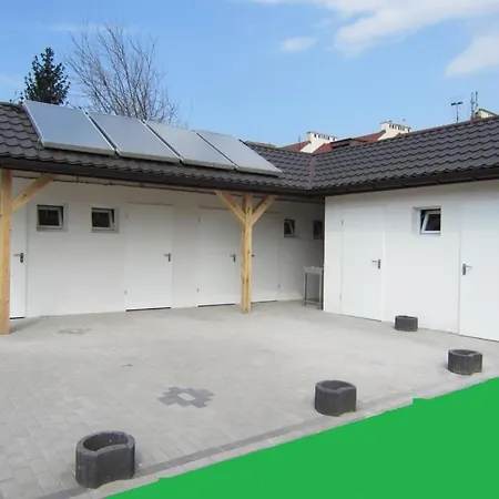 Camp-wroc Campeggio